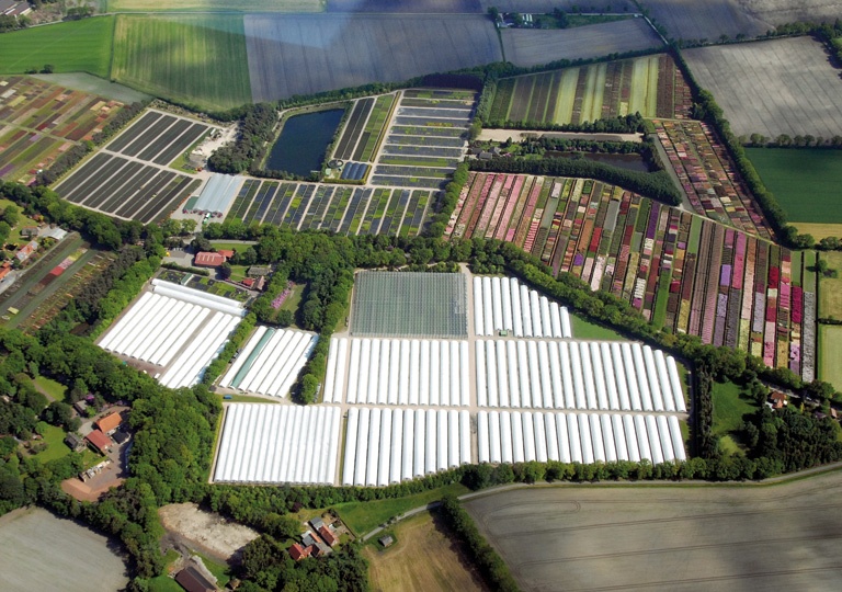 Luftaufnahme des Betriebes 2013